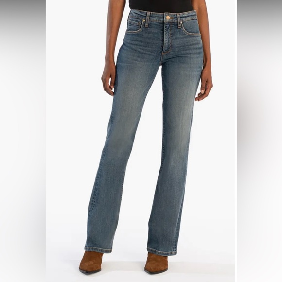 Kut from the Kloth flare jean. - Picture 1 of 2